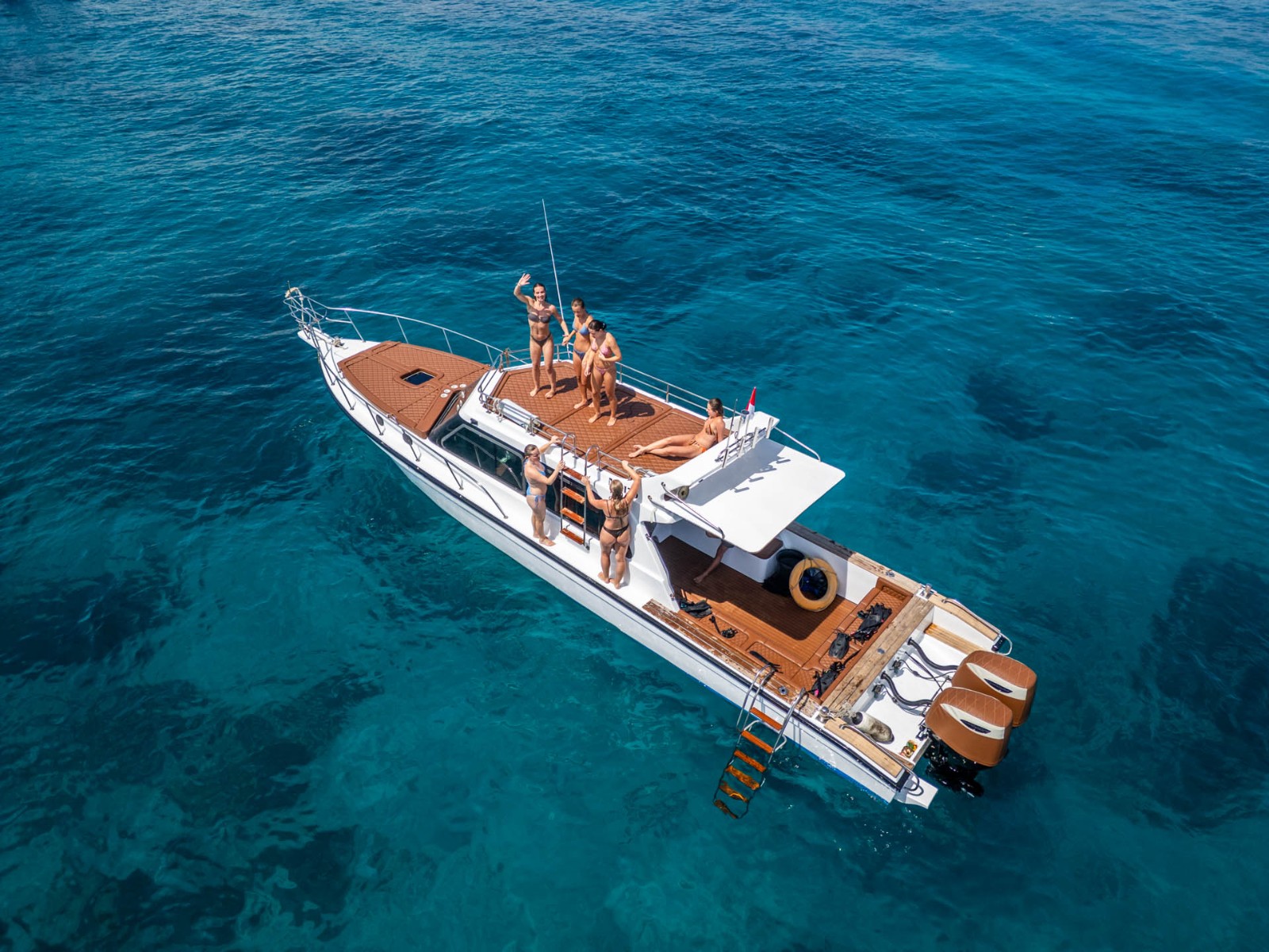 Yatcht2